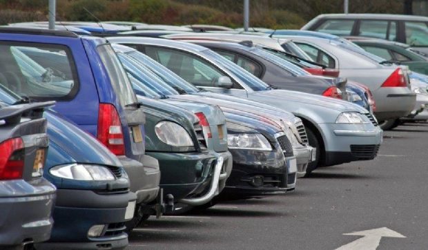 Abonamentul anual de parcare în Sector 4: Ce primești pentru 593 de lei și unde poți parca legal