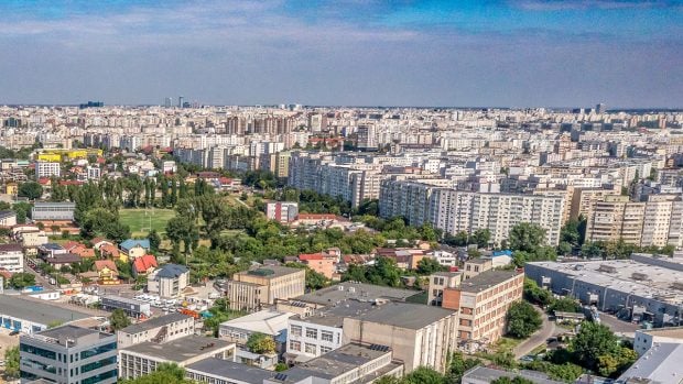 De ce nu scad prețurile apartamentelor în România, deși se vând tot mai puține locuințe