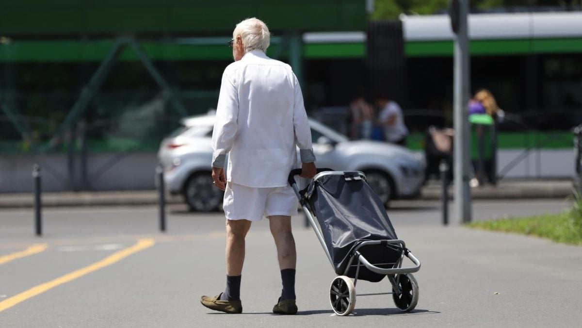 Pensionare la 67 de ani și amenzi de 12.000 de lei: ce se schimbă pentru români