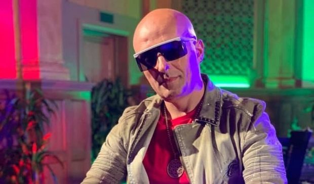 Costi Ioniță, Adrian Șaguna și Benzol lansează turneul „Solo Tu” după succesul în topuri