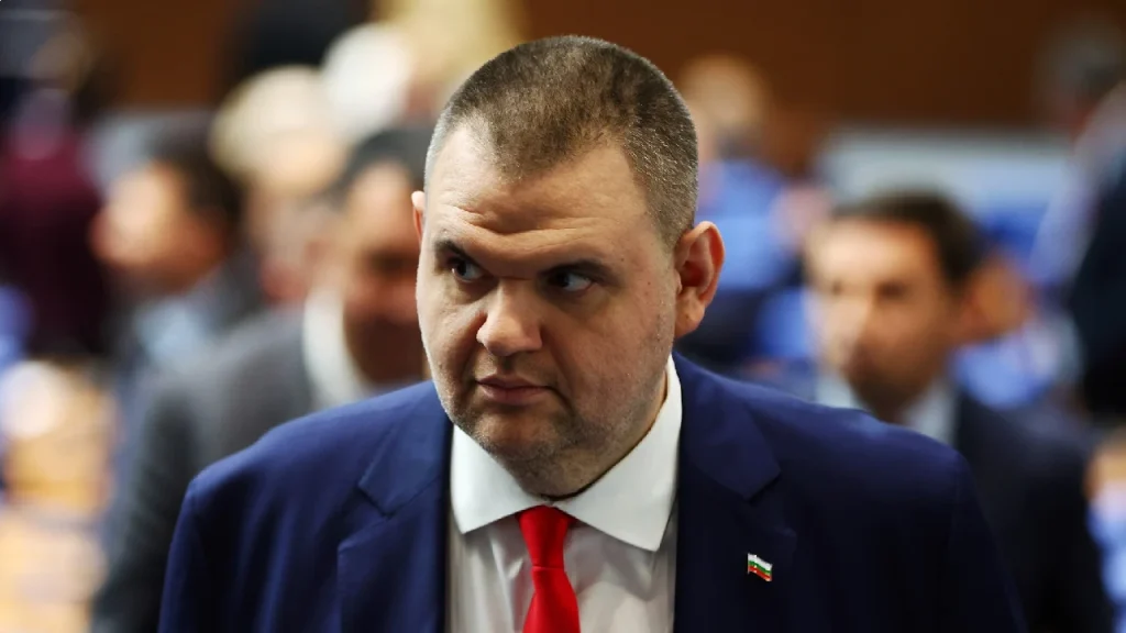 Afaceri bulgărești în România. Cum și-a construit gigantul bulgar Bulmarket o rețea de transport feroviar cu sprijinul oamenilor din CFR