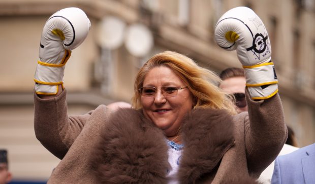 Diana Șoșoacă a fost trimisă în judecată pentru lipsire de libertate în cazul scandalului cu jurnaliștii de la Rai Uno