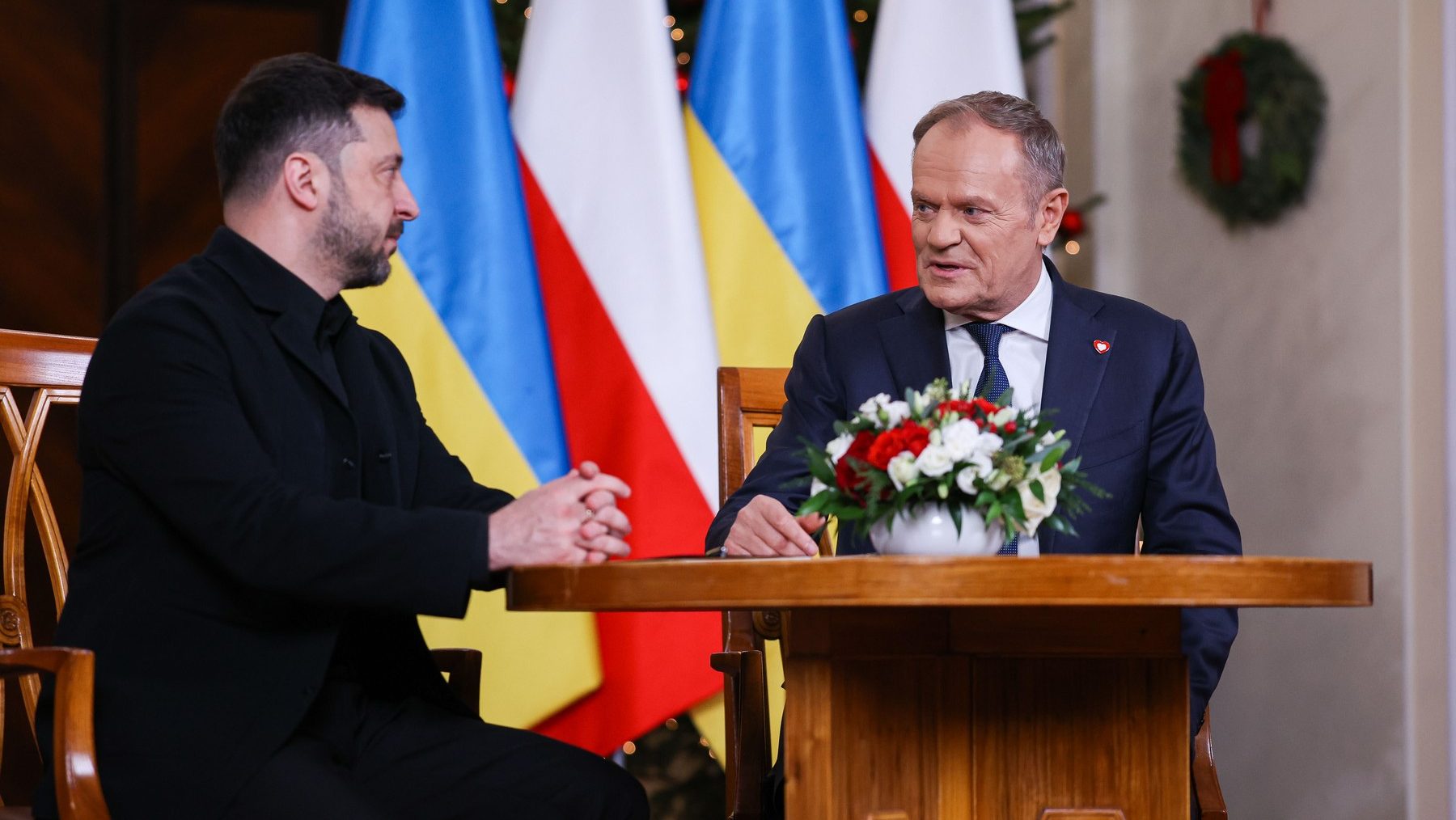 Poza pentru articolul Donald Tusk cere Ucrainei să își asume trecutul, dacă vrea să adere la UE. Kievul propune „măsuri anti-criză”