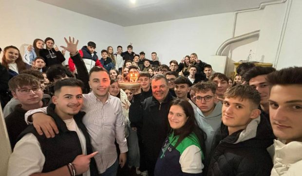 Profesorul Mihail Iordache din Câmpina, mentorul elevilor cu note maxime la Bacalaureat, dezvăluie secretul succesului său inedit