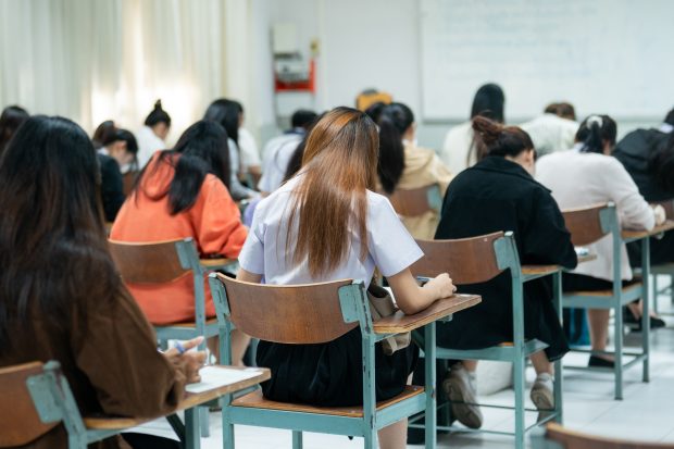 Haos la admiterea ASE 2026: candidaților li se cere jumătate din taxa de școlarizare înainte de a afla unde au fost repartizați