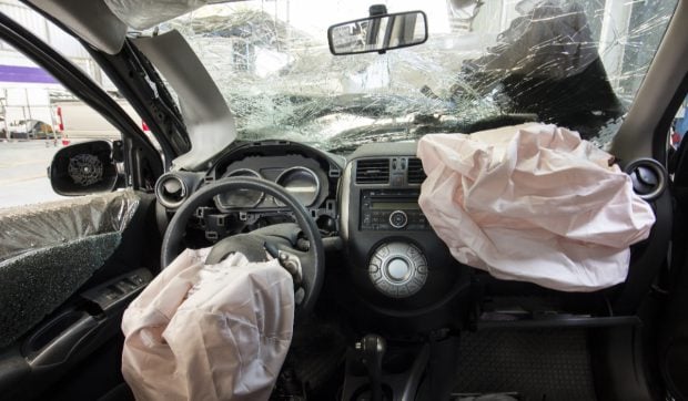 1,7 milioane de mașini riscă interdicție de circulație din cauza airbagurilor Takata, în Franța. Lista modelelor vizate