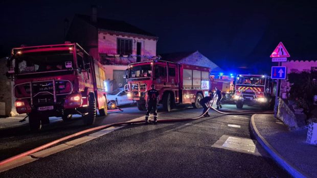 Noi intervenții ale pompierilor români în zonele afectate de incendii din Franța