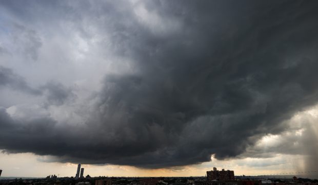 Lista localităților lovite de fenomene meteo extreme. ANM a emis avertizări nowcasting de vreme severă imediată pentru București și mai multe județe
