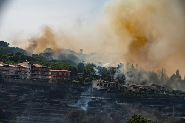 Hartă live pentru incendiile din Europa: cum verifici pe telefon dacă vacanța îți este pusă în pericol