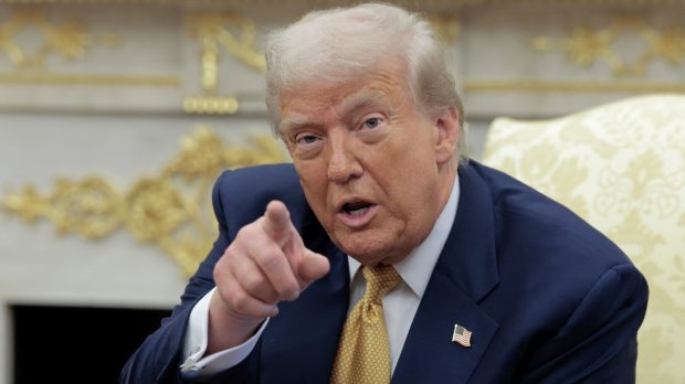 Donald Trump amenință Canada cu noi taxe vamale din cauza fumului de la cele 888 de incendii: „suntem invadați de aer jegos”