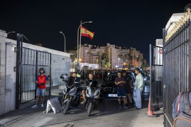 Gibraltar și Spania desființează gardul de frontieră, deschizând drumul către o nouă epocă a cooperării post-Brexit