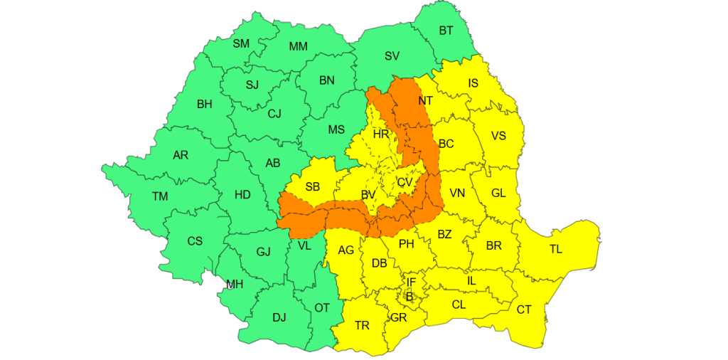 ANM a emis cod galben și portocaliu pentru mai multe regiuni din țară: vijelii, grindină și descărcări electrice, printre fenomenele vizate
