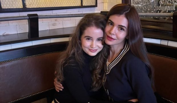 Cum arată Irina Columbeanu după ultima schimbare de look. Imagini noi cu fiica Monicăi Gabor și a lui Irinel