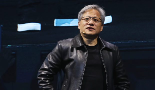 Geaca de piele purtată a directorului general Nvidia s-a vândut cu 960.000 de dolari