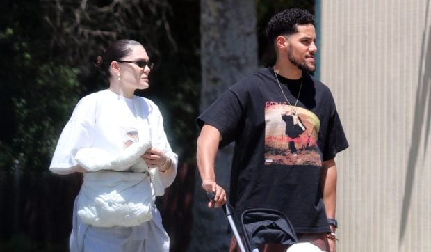 Jessie J și Chanan Safir Colman s-au despărțit după 5 ani de relație. Artista s-a vindecat recent de cancer