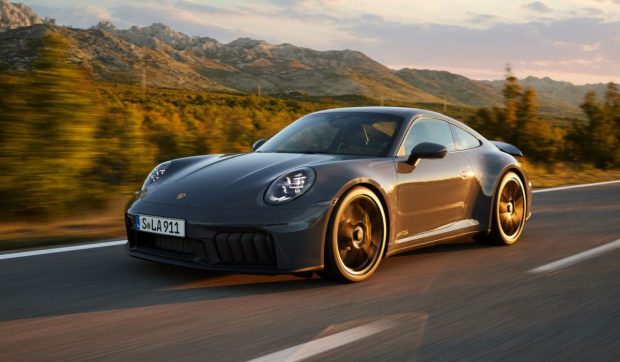 Porsche anunță reduceri semnificative de personal până în 2035, în ciuda investițiilor majore în producție