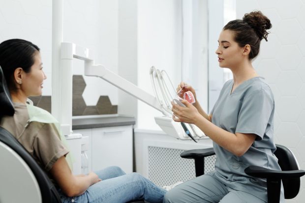 Soluții personalizate pentru sănătatea și frumusețea zâmbetului oferite de Angelescu Dental Clinic