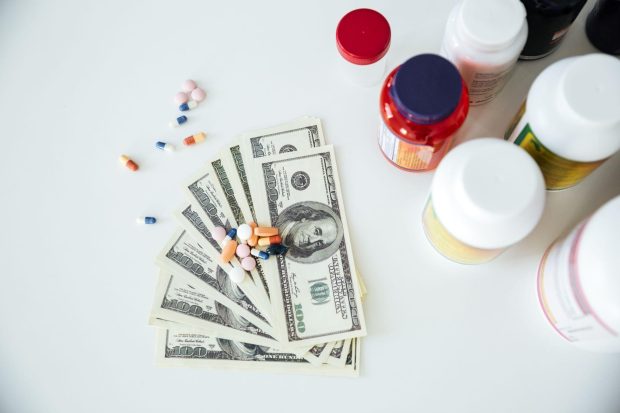 Atenție, turiști în SUA 2026: Cum să eviți costurile medicale imense ce pot transforma vacanța într-un dezastru financiar