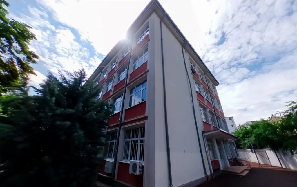 De ce au fost modificate listele cu elevi admiși la Liceul de Arhitectură „Ioan Socolescu”. Florian Lixandru, șeful ISMB: „O eroare umană. Au dat probe la mai multe specializări, dar nu s-a ținut cont de asta”