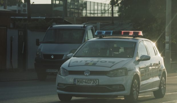 Forțe de ordine intervenite pentru evacuarea unei bucătării din casa unui magistrat din Galați, în urma unei hotărâri judecătorești