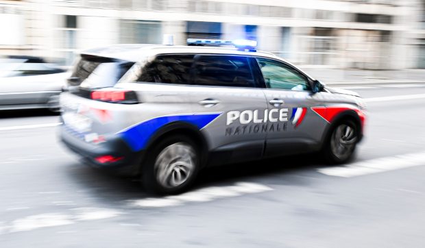 Incident violent în Vienne: Proprietar împușcat cu un pistol neletal de chiriașul său în timpul unei dispute pentru chirie