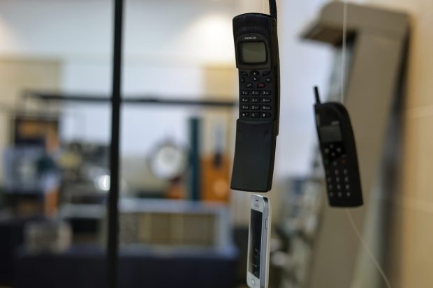 Aceste telefoane vor deveni inutilizabile din 2028, în Germania. Sunt folosite în special de seniori