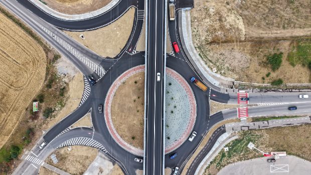 Oradea accelerează fluidizarea traficului prin deschiderea a două pasaje supraterane în doar trei zile