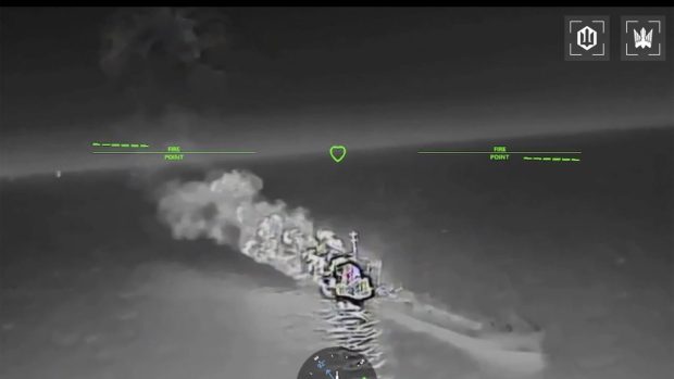 Ucraina recunoaște că a lovit cu drone opt petroliere din flota-fantomă a Rusiei, într-o singură noapte, în Marea Azov