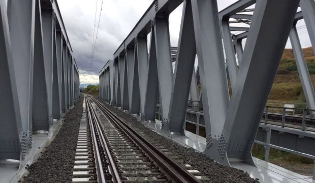 A fost demarată modernizarea podului feroviar de la granița României cu Ucraina, într-o investiție majoră de peste 42 milioane lei