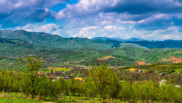 Prahova în criză demografică: comune fără niciun copil născut în prima jumătate a anului 2026