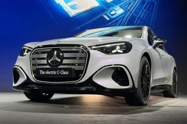 Începe producția noii generații electrice a Mercedes-Benz Clasa C la uzina din Ungaria