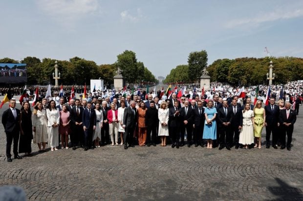 Lideri europeni și Nicușor Dan la Paris, într-o paradă impresionantă de Ziua Franței, în ultima paradă a lui Macron