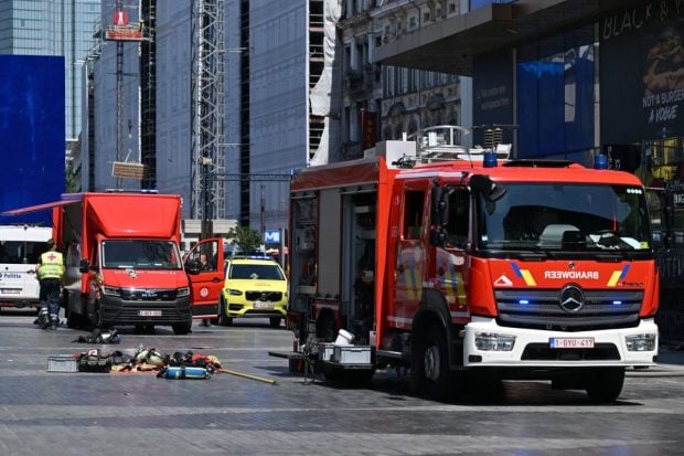 Incendiu devastator la clădirea OXY din Bruxelles: mai mulți muncitori morți și șase dispăruți în continuare căutați