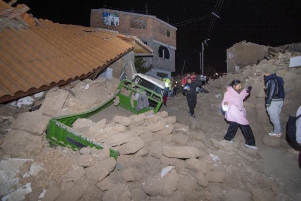 Cutremure în Peru: cel puţin şase persoane au murit şi 21 au fost rănite, mulți oameni locuiau în blocuri din chirpici