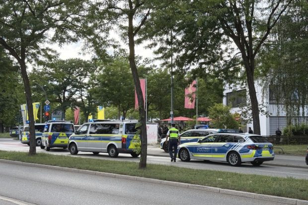 Atac armat într-o bancă din Germania: un bărbat a fost înjunghiat mortal, iar suspectul a fost reținut