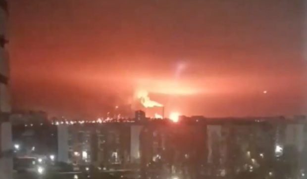 Atacul cu drone ucrainești paralizează rafinăria Saratov, criza carburanților afectează milioane de ruși
