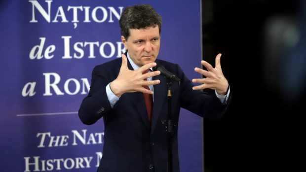 Reacția lui Nicușor Dan, după ce DIICOT l-a ironizat pe Dragoș Pîslaru, supărat că nu a fost anunțat de perchezițiile la azilele din Bihor