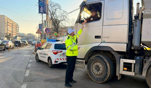 Restricții și taxe noi pentru camioanele din București: amenzi de până la 10.000 lei pentru șoferii nepăsători