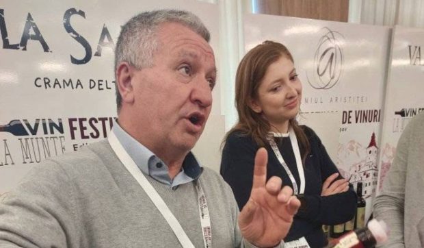 Cum a ajuns un italian venit în România din curiozitate să cumpere o vie comunistă în Delta Dunării și să exporte vin până în SUA și Japonia: „Am avut încredere”