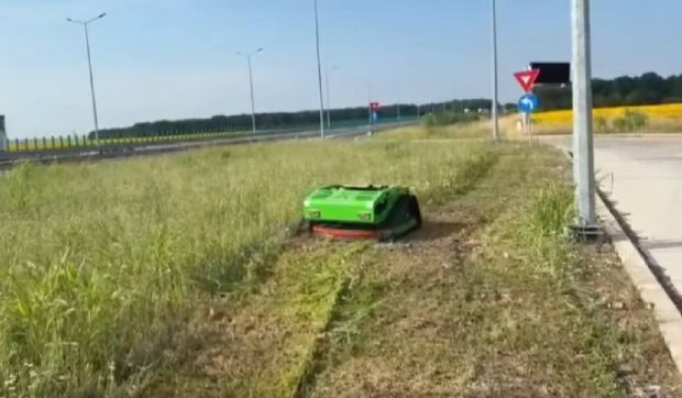 Cum arată roboții telecomandați care vor „curăța” Drumul Expres Craiova – Pitești: Sunt specialiști în zonele greu accesibile