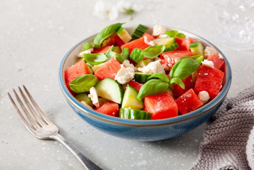 salata de pepene rosu