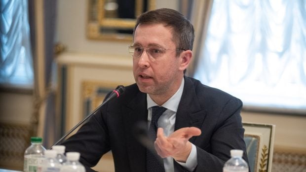 Serhii Korețki devine al treilea prim-ministru al Ucrainei de la declanșarea războiului la scară largă. Cele trei priorități anunțate în fața deputaților