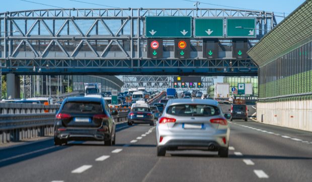 Belgia pregătește o taxă de drum obligatorie pentru toate vehiculele mici, valabilă și pentru șoferii străini, din 2027
