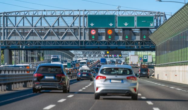 Tutor 3.0, noul sistem care monitorizează șoferii pe autostrăzile din Italia. Ce trebuie să știe românii care merg acolo în vacanță