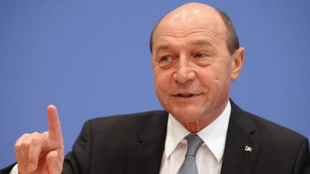 Traian Băsescu îl acuză pe Nicușor Dan pentru blocajul guvernamental din ultimele două luni