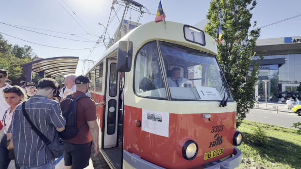 Tramvaiele Tatra părăsesc definitiv Bucureștiul după mai bine de jumătate de secol