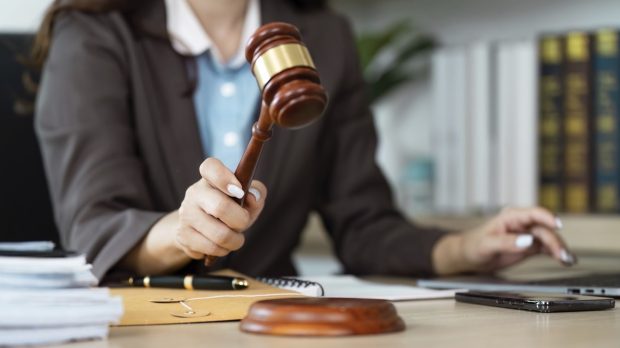 Tribunalul București respinge acuzațiile PNL privind influențe asupra judecătorilor și critică presiunile politice