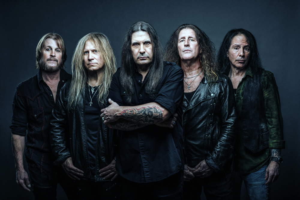 Chris Caffery, chitaristul trupei americane Savatage: „Sunt foarte puține orașe în care poți vedea clădiri vechi atât de frumoase ca în București”