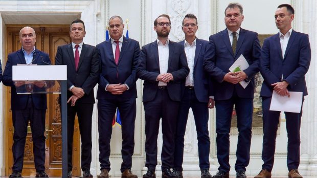 UDMR semnalează tensiuni politice și critică pasivitatea lui Nicușor Dan după demiterea Guvernului Bolojan
