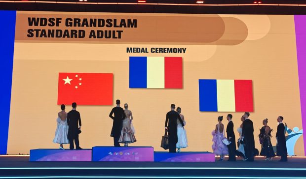 Dansatorii Rareș Cojoc și Andreea Matei sfidează statisticile și provoacă istoria. Au câștigat la Nanjing și al doilea Grand Slam al sezonului, după Blackpool, după ce vineri și-au apărat titlul mondial